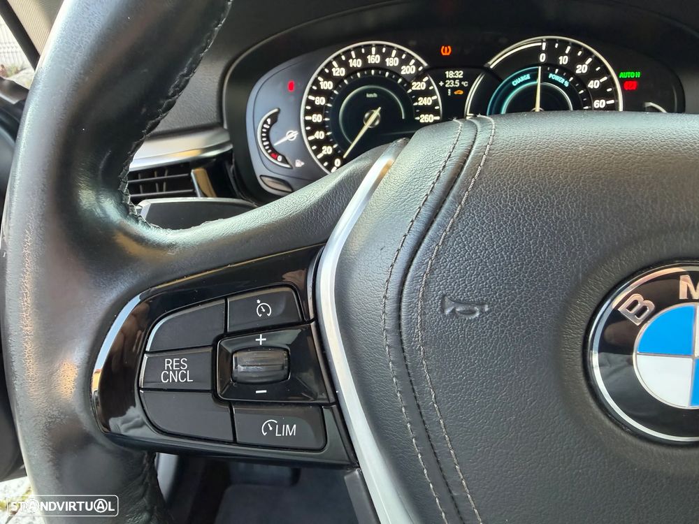 BMW 530 e iPerformance - 26