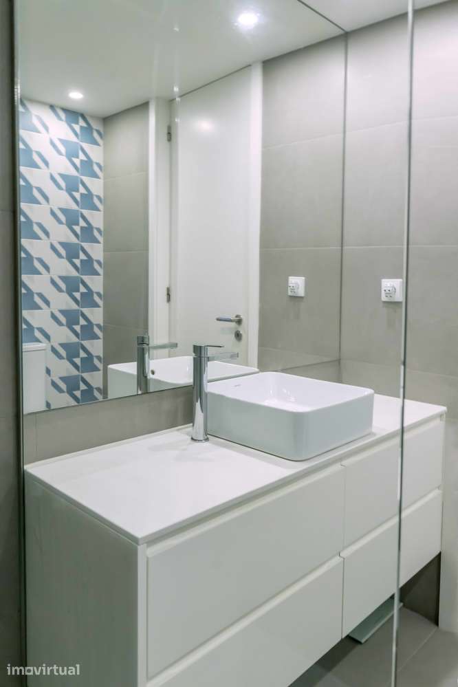 T1 Duplex Mobilado com AC, Jardim Privativo, Limpeza Semanal, Campanhã - Grande imagem: 4/36