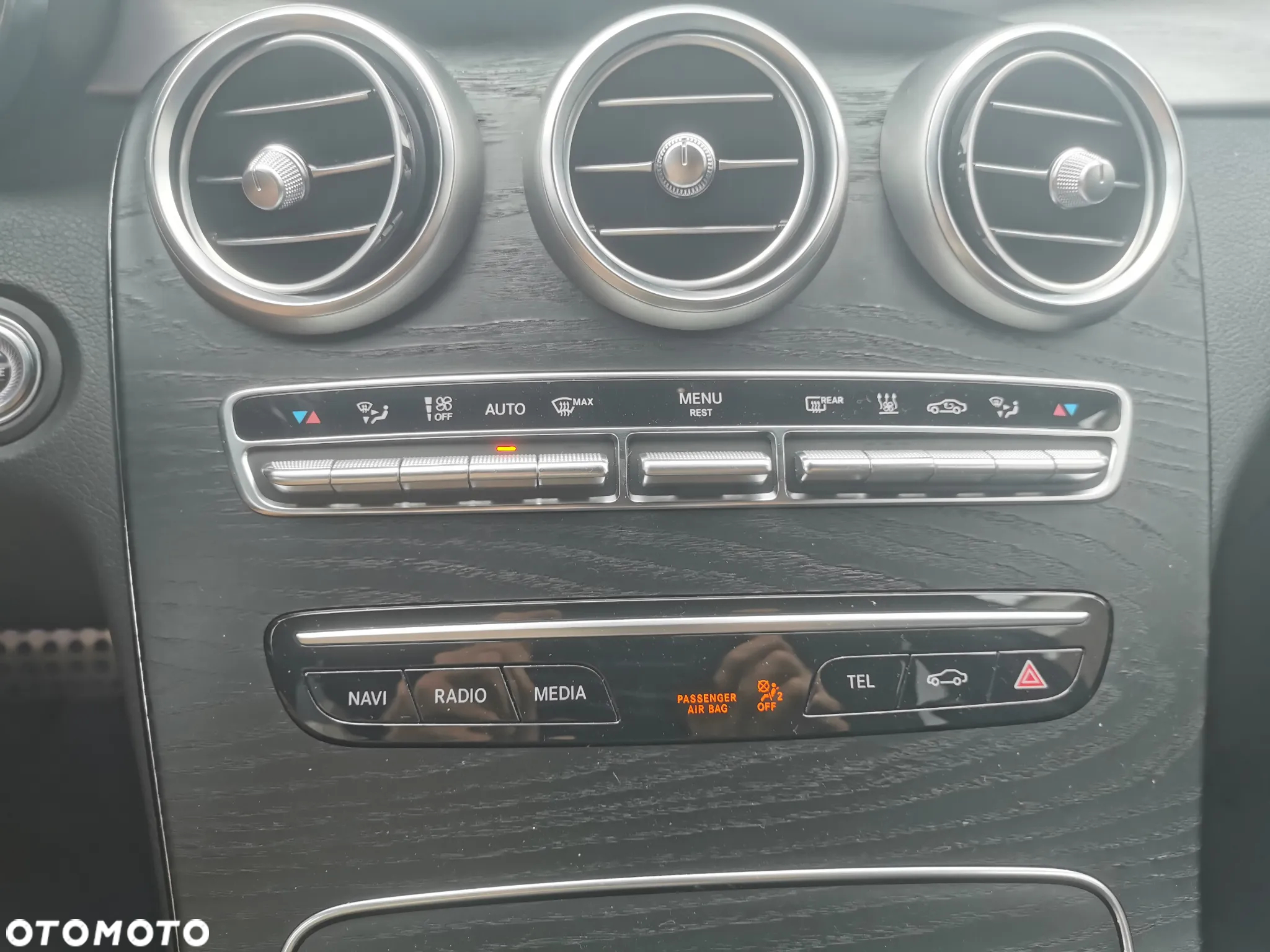 Mercedes-Benz Klasa C 300 de 9G-TRONIC - 29