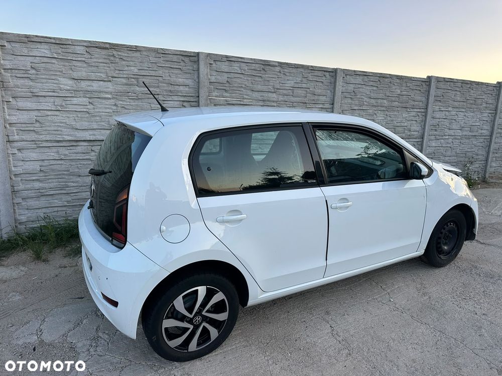 Volkswagen up! Active - 3