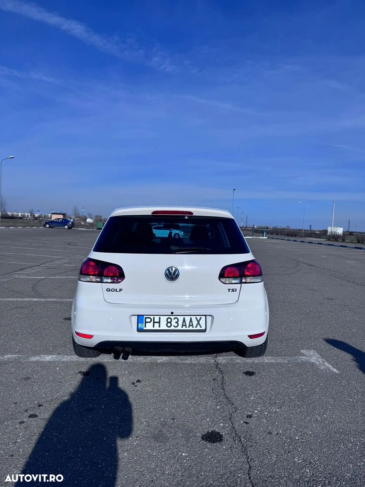 Volkswagen Golf - 4