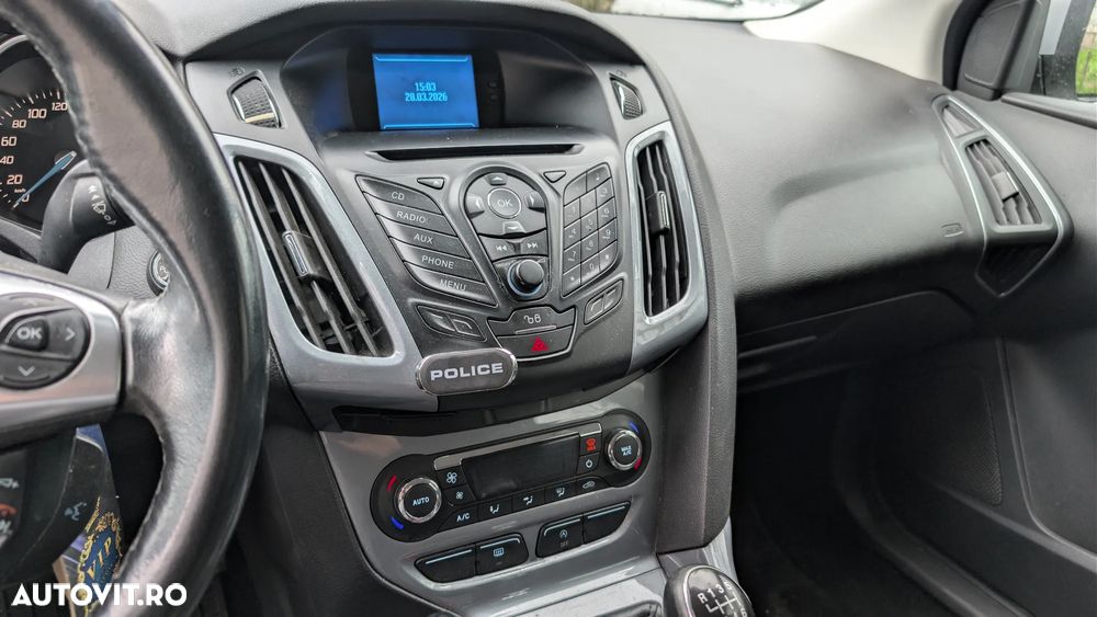 Ford Focus 1.6 TDCI DPF Titanium - 6