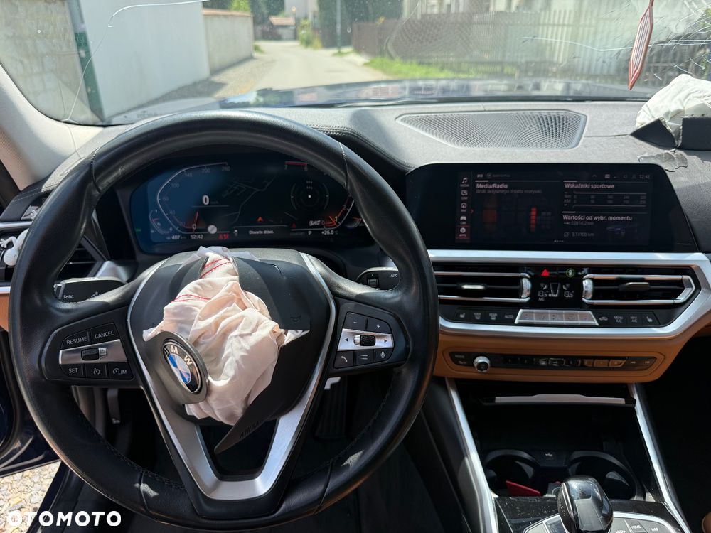 BMW Seria 3 320i GPF Luxury Line Purity sport - 16