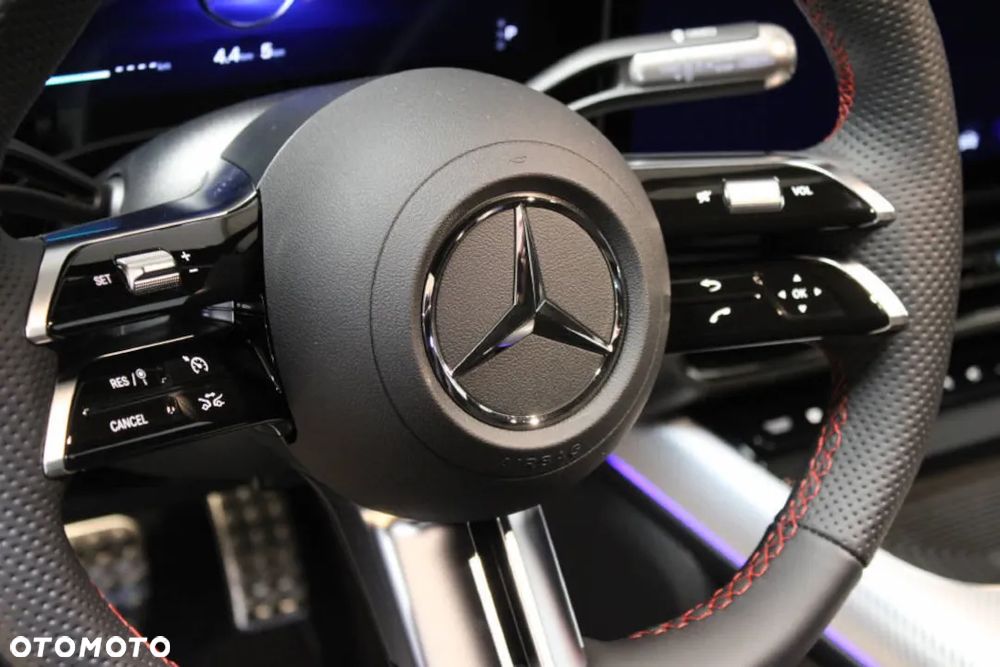 Mercedes-Benz CLA 200 mHEV 8G-DCT - 11