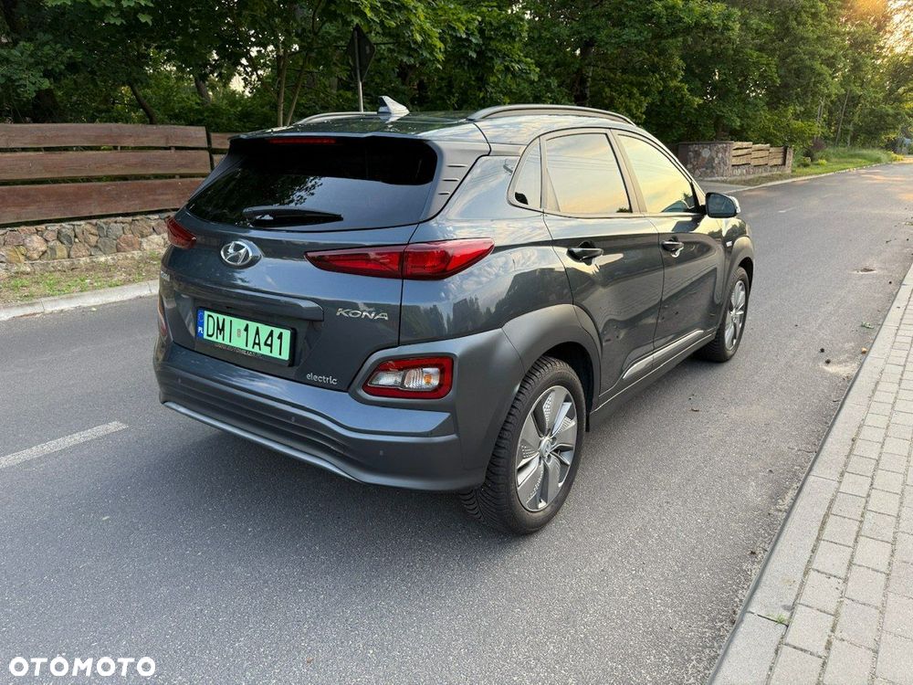 Hyundai Kona - 4
