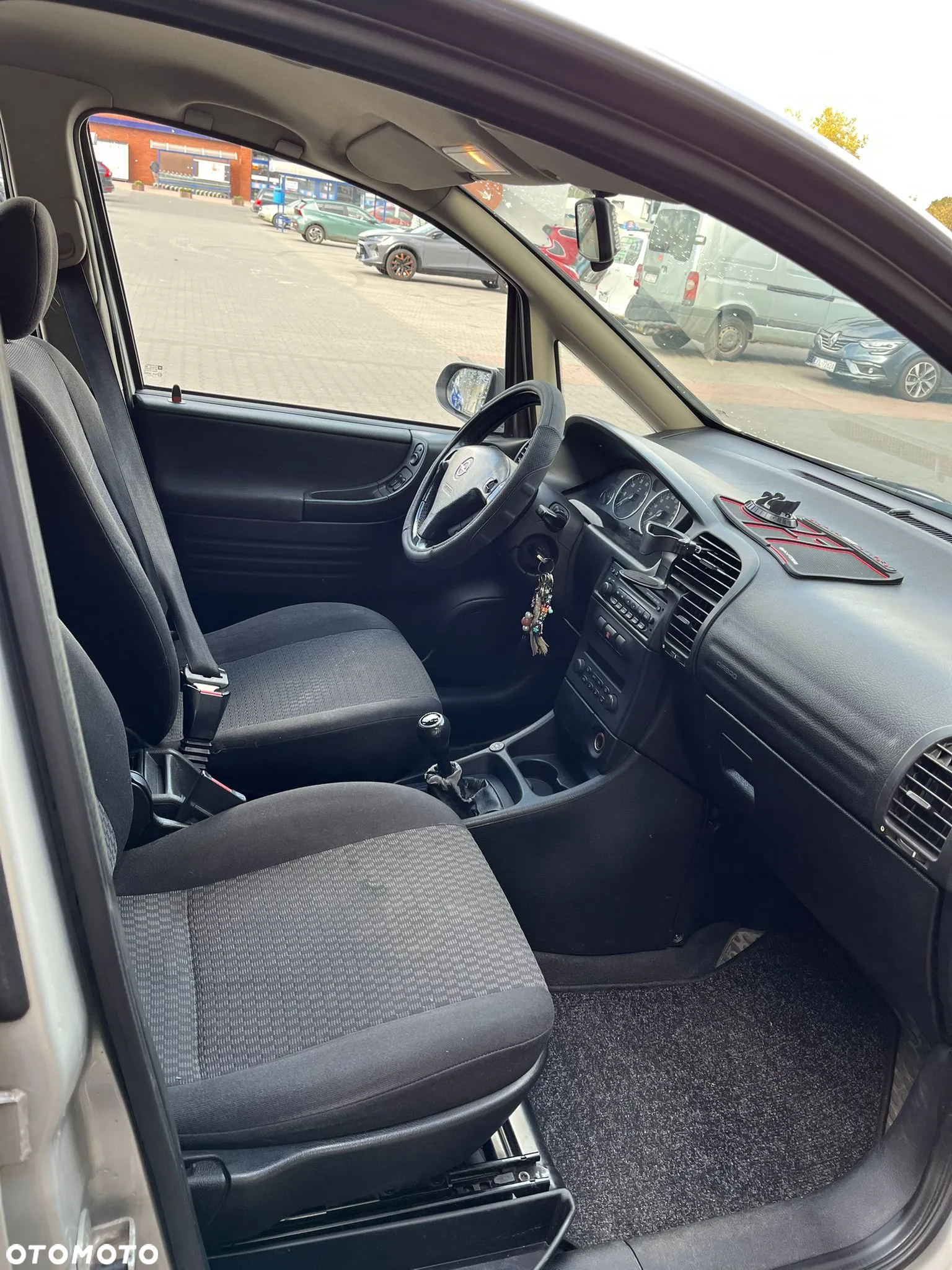 Opel Zafira 1.8 16V Comfort - 7