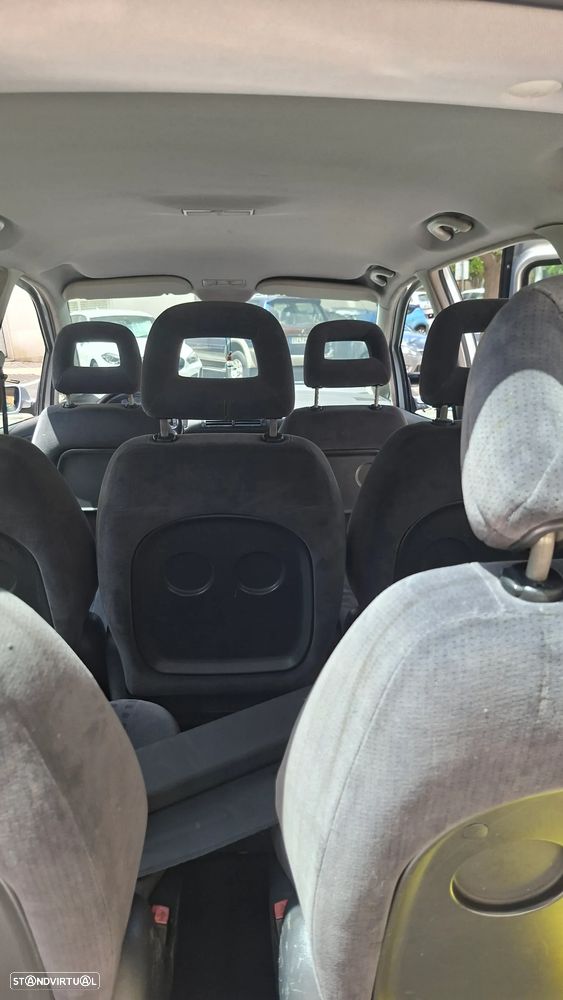 VW Sharan 1.9 TDi Confortline Tip - 13