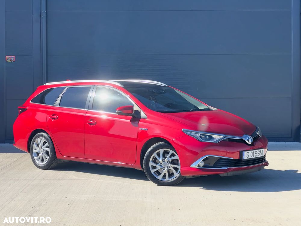 Toyota Auris 1.8 L VVT-i Sol+ - 2
