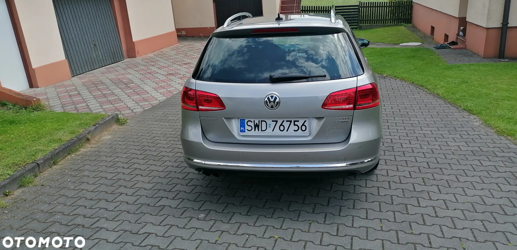 Volkswagen Passat Variant 2.0 Blue TDI SCR Business Edition - 4