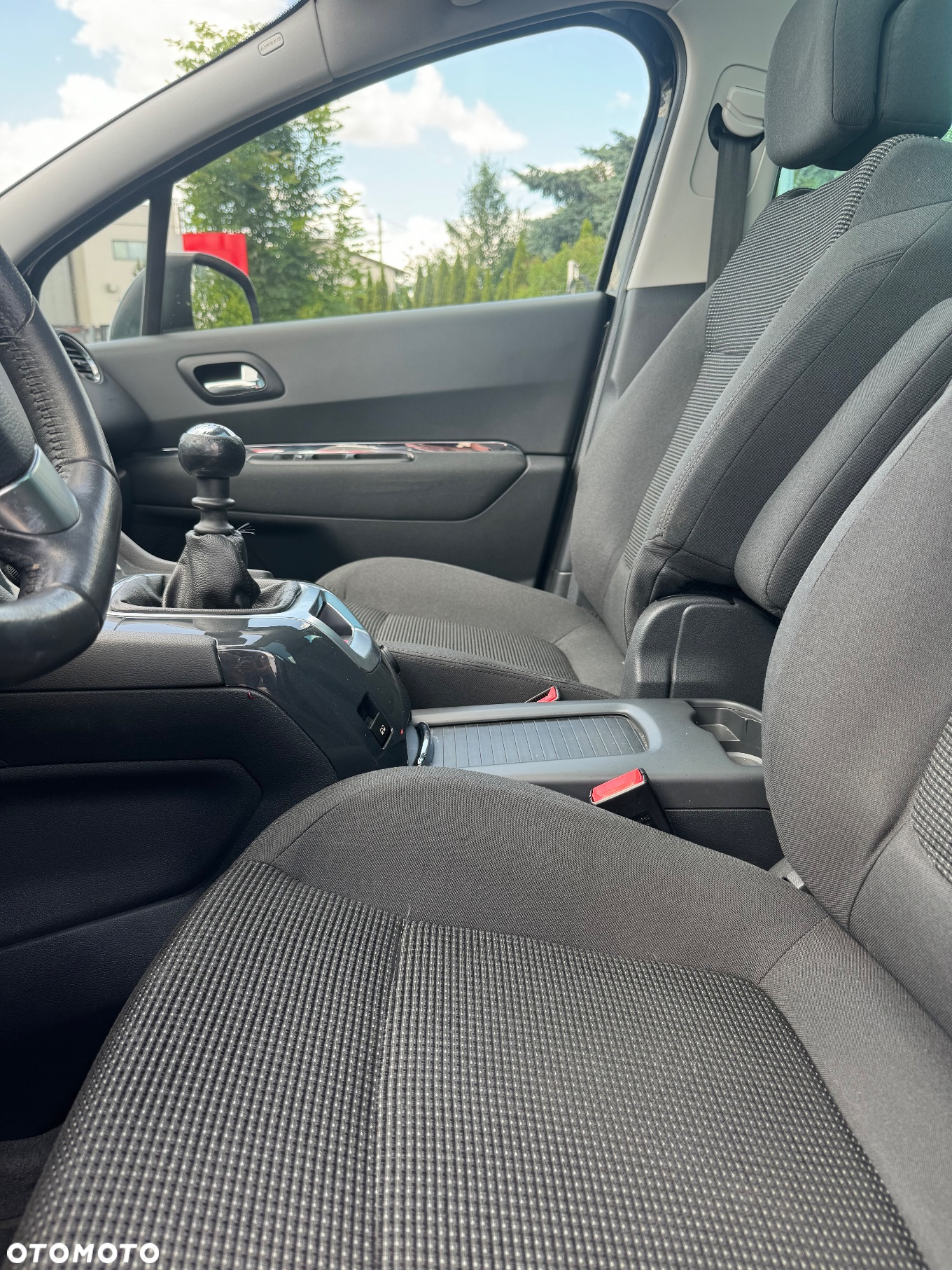 Peugeot 5008 - 15
