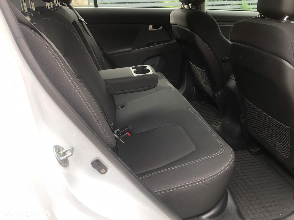 Kia Sportage 1.6 GDI L 2WD - 30