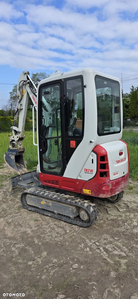 Takeuchi TB216 z Powertilt V4 - 3