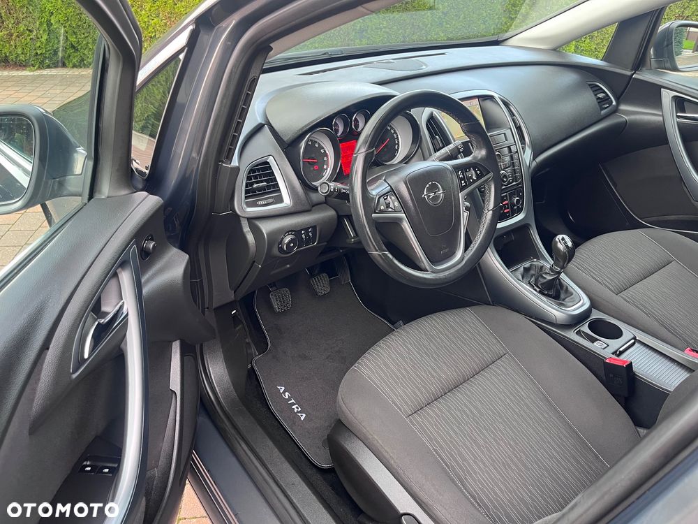 Opel Astra 1.4 T Cosmo - 7