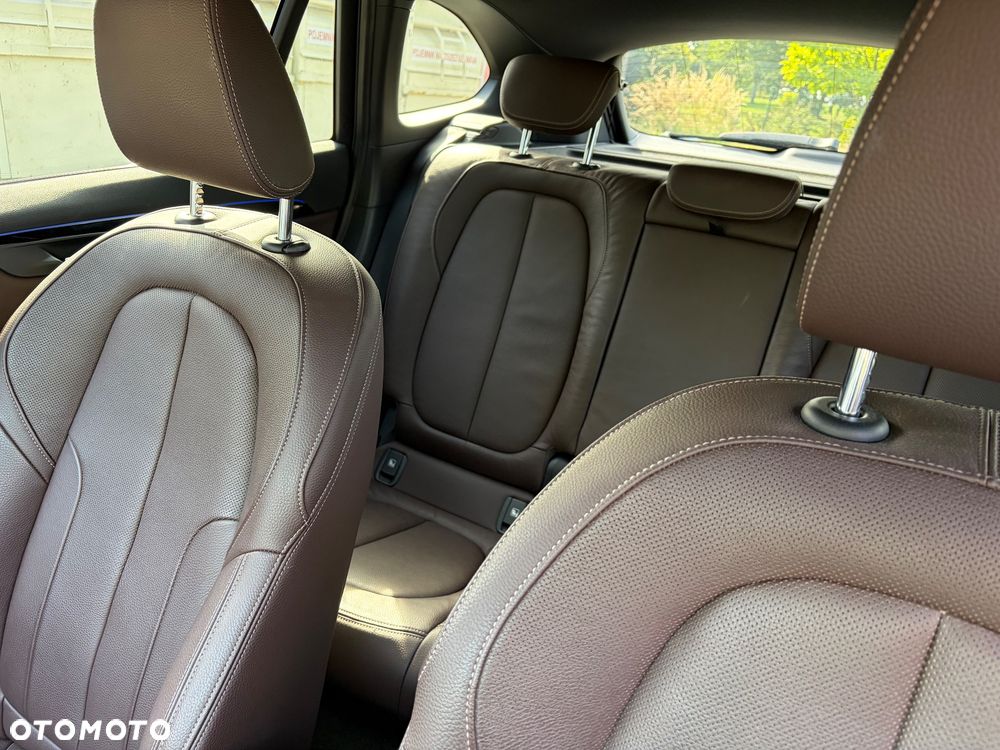 BMW X1 xDrive20i M Sport - 24