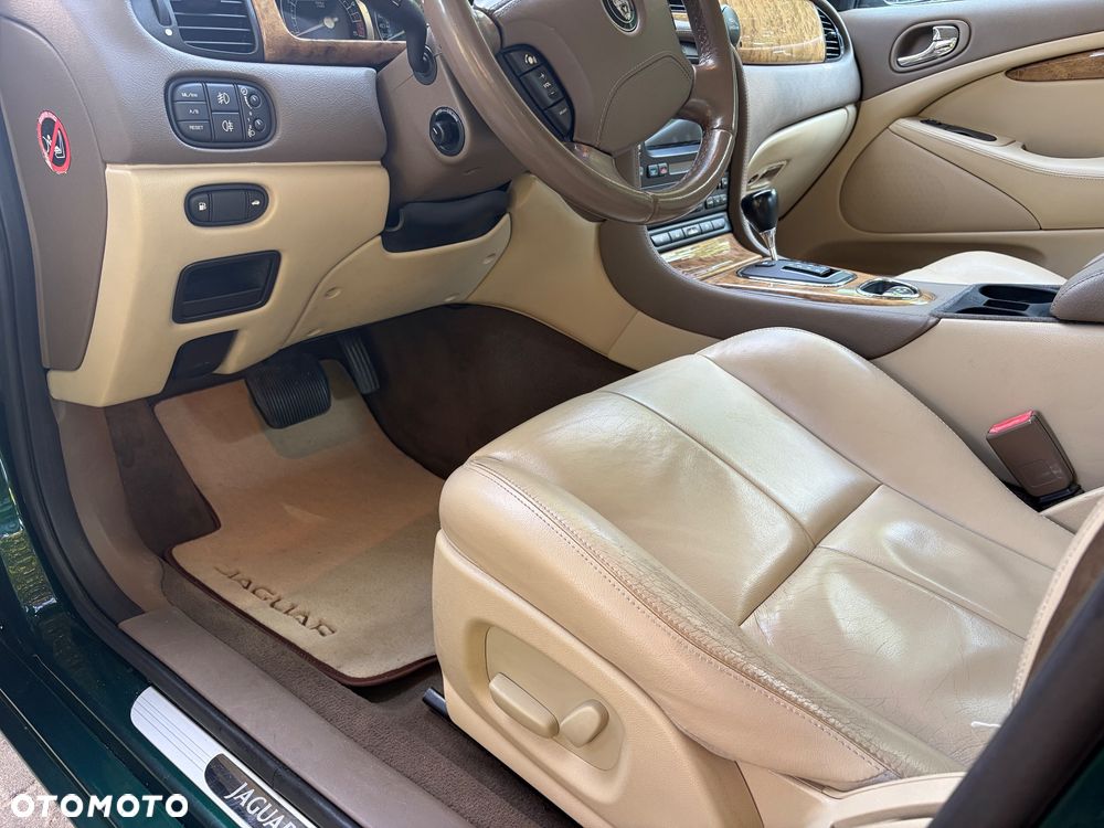 Jaguar S-Type 2.7 V6 D Executive - 19
