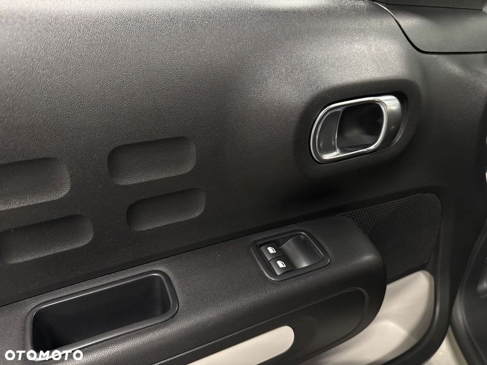 Citroën C3 1.2 PureTech Feel - 10