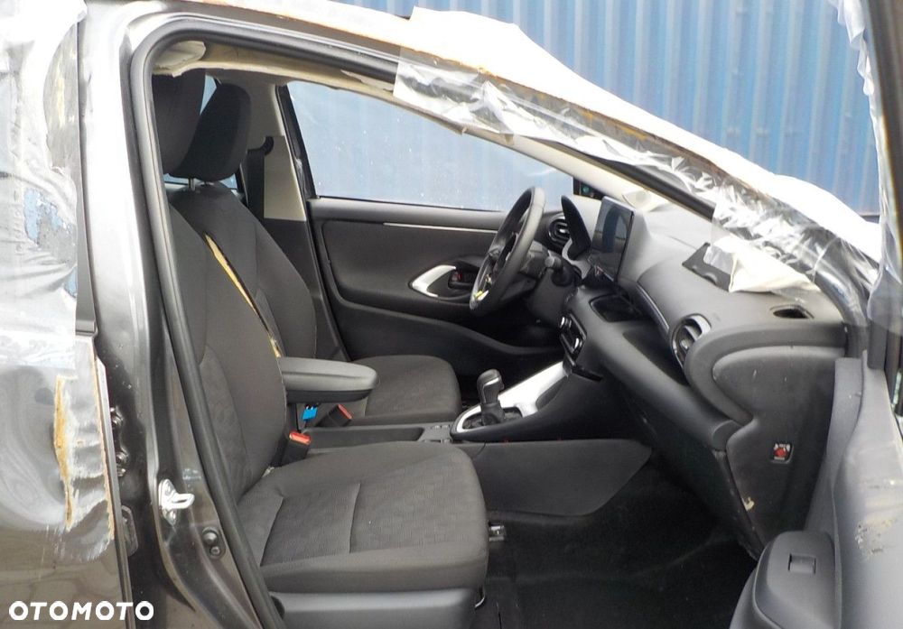 Toyota Yaris - 19