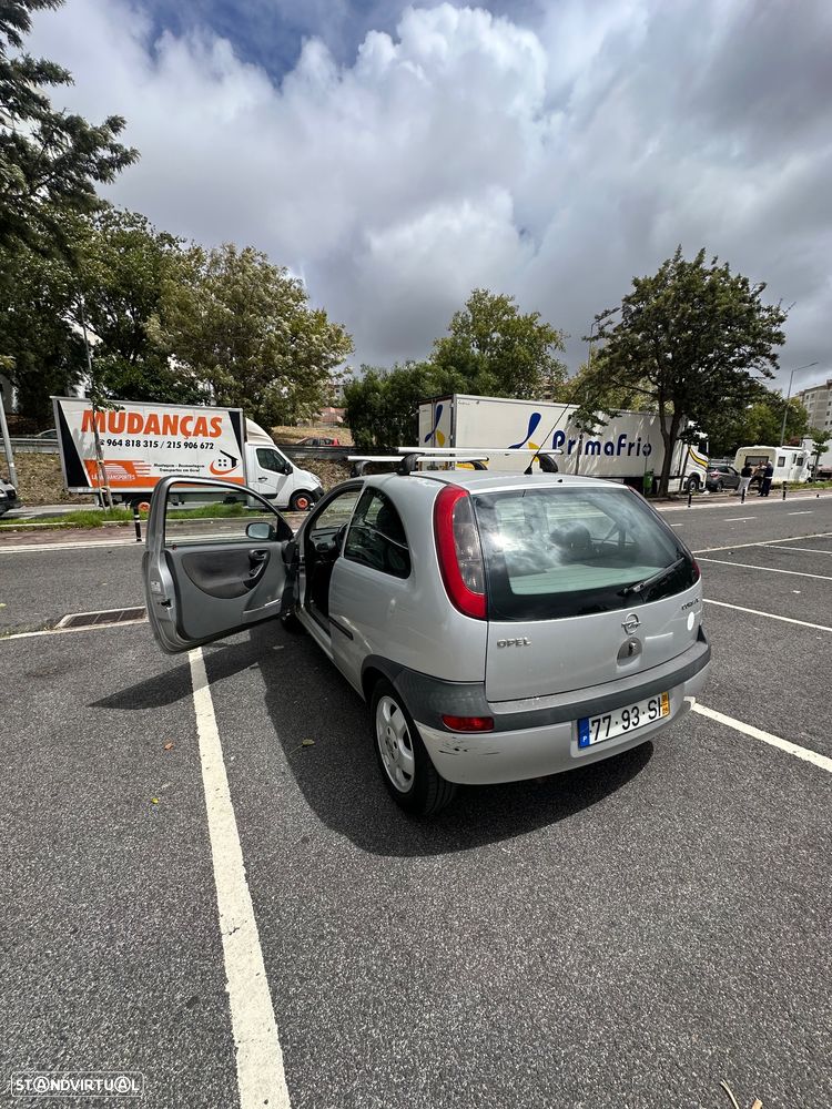 Opel Corsa 1.2 16V Confort - 10