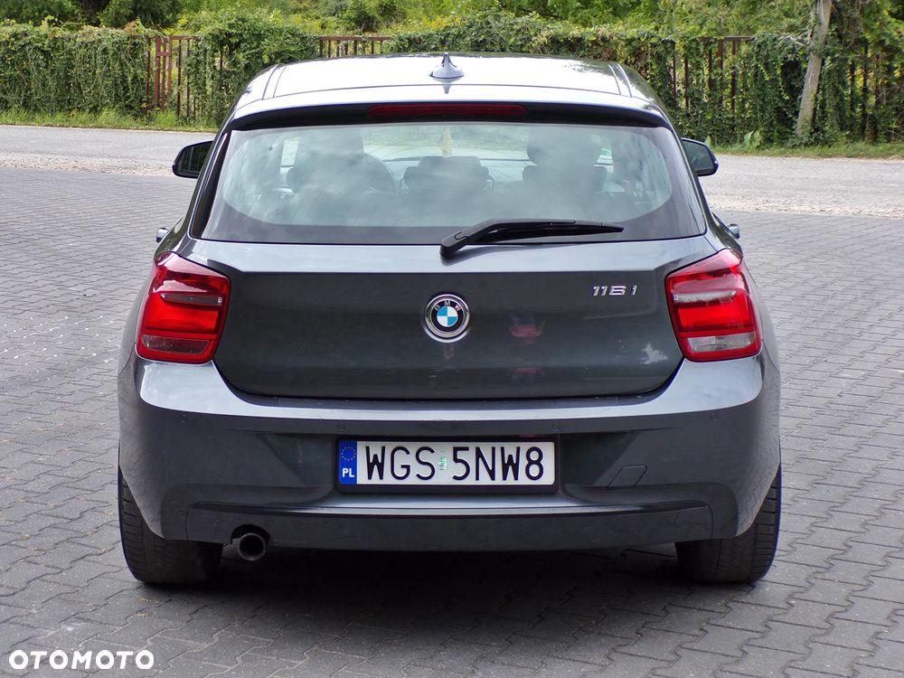 BMW Seria 1 116i Sport Line - 9