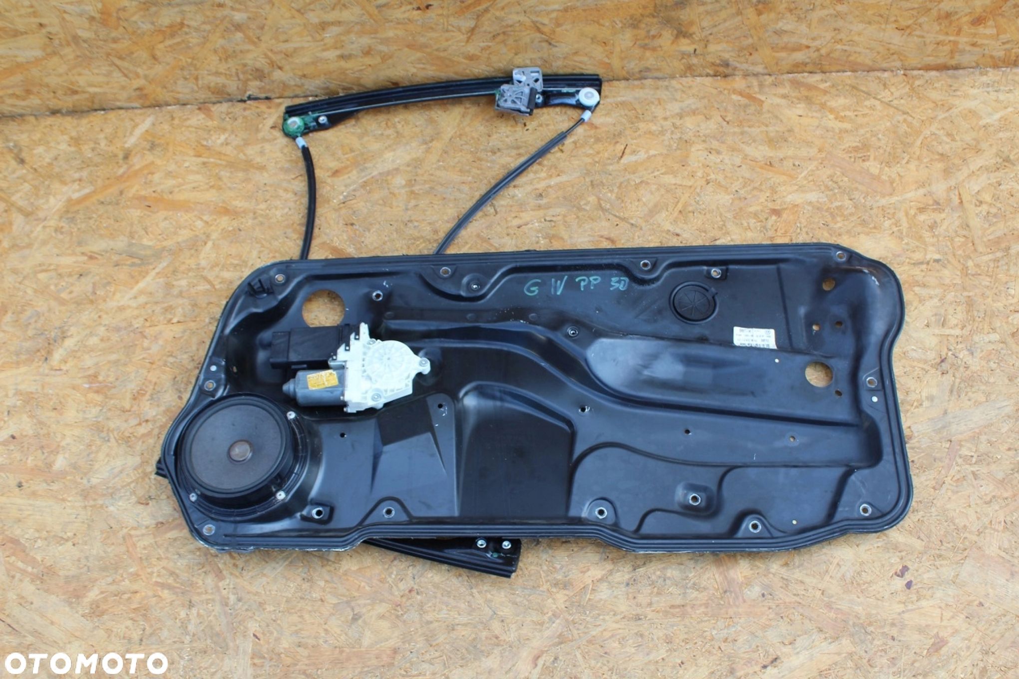 Mechanizm podnośnik szyby PRAWY VW GOLF IV kompletny 1J3837730AA HB 3D - 1