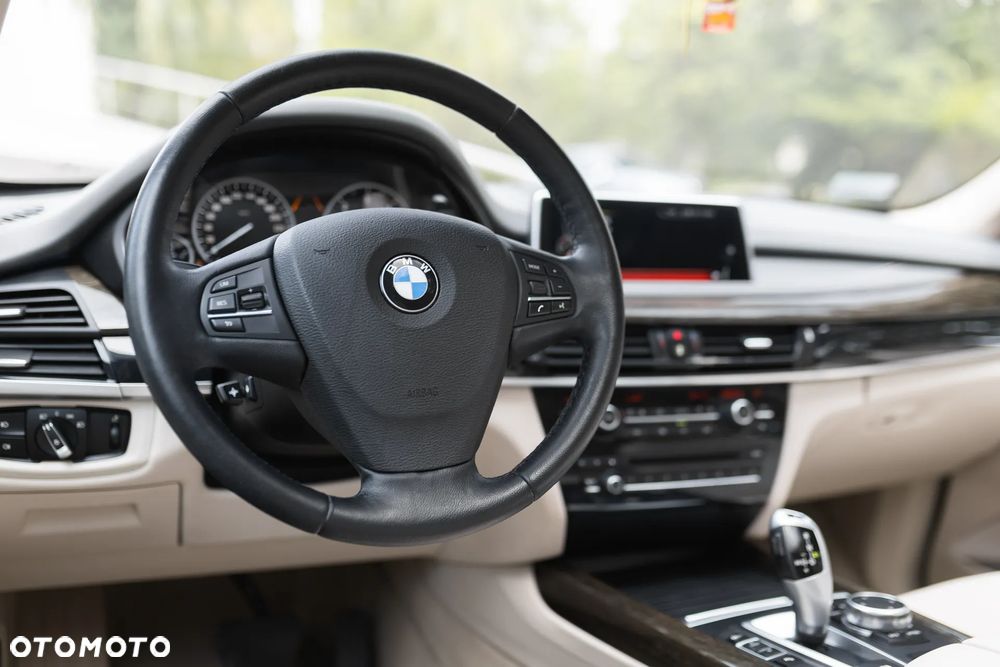 BMW X5 xDrive40d - 15