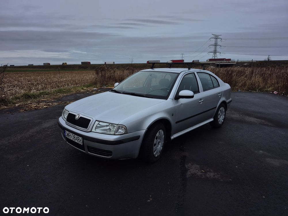 Skoda Octavia 1.6 Tour - 2