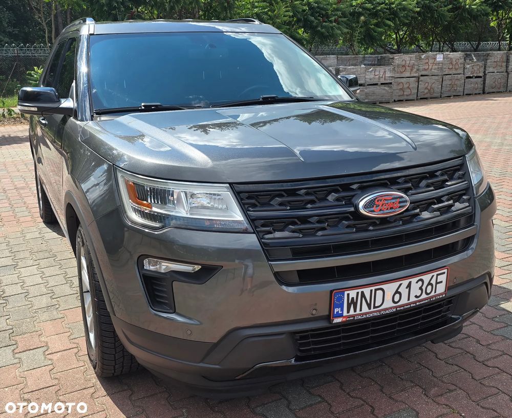 Ford Explorer - 12