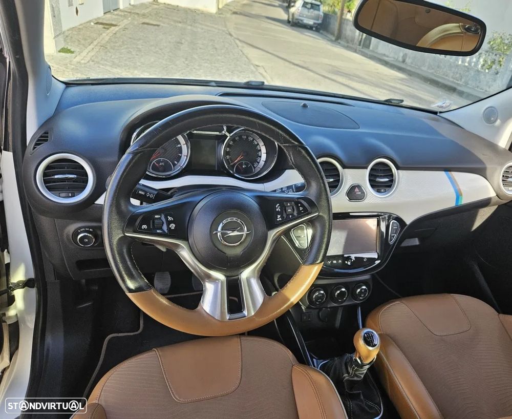Opel Adam 1.0 T Rocks - 10