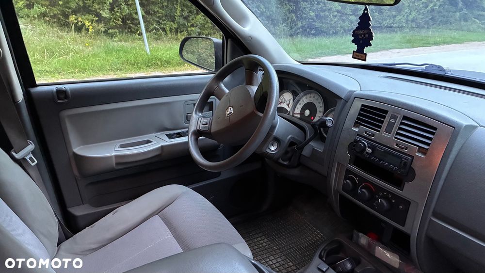 Dodge Dakota - 3