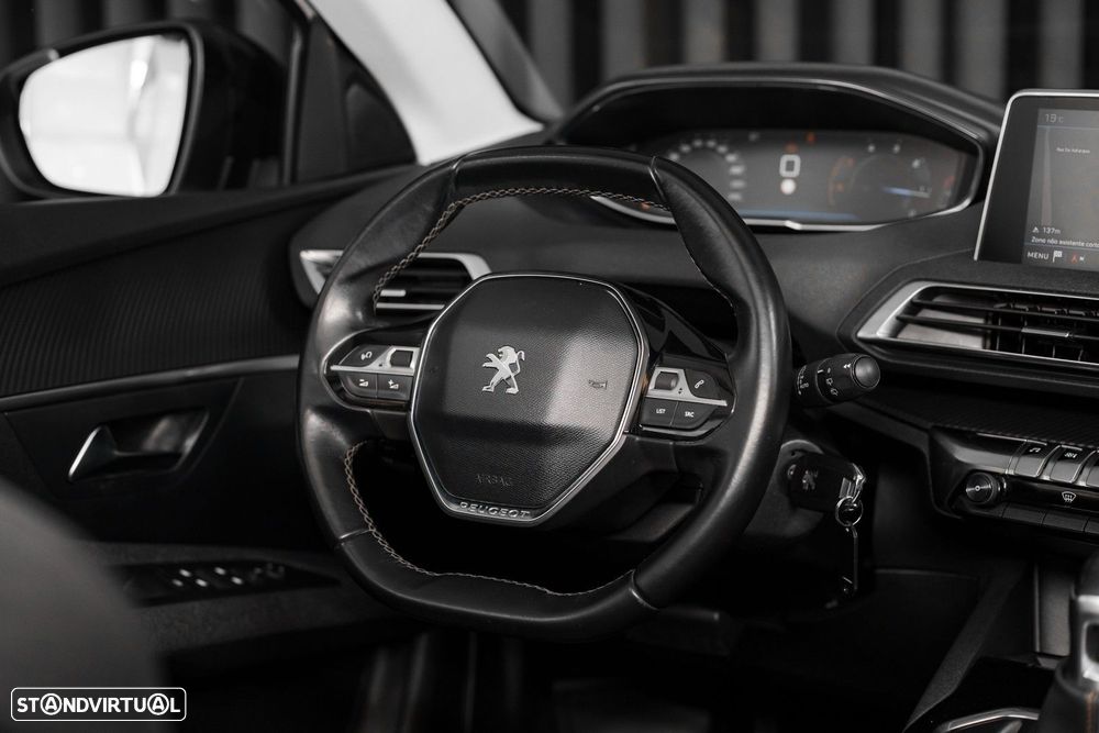 Peugeot 3008 1.6 BlueHDi Active - 16
