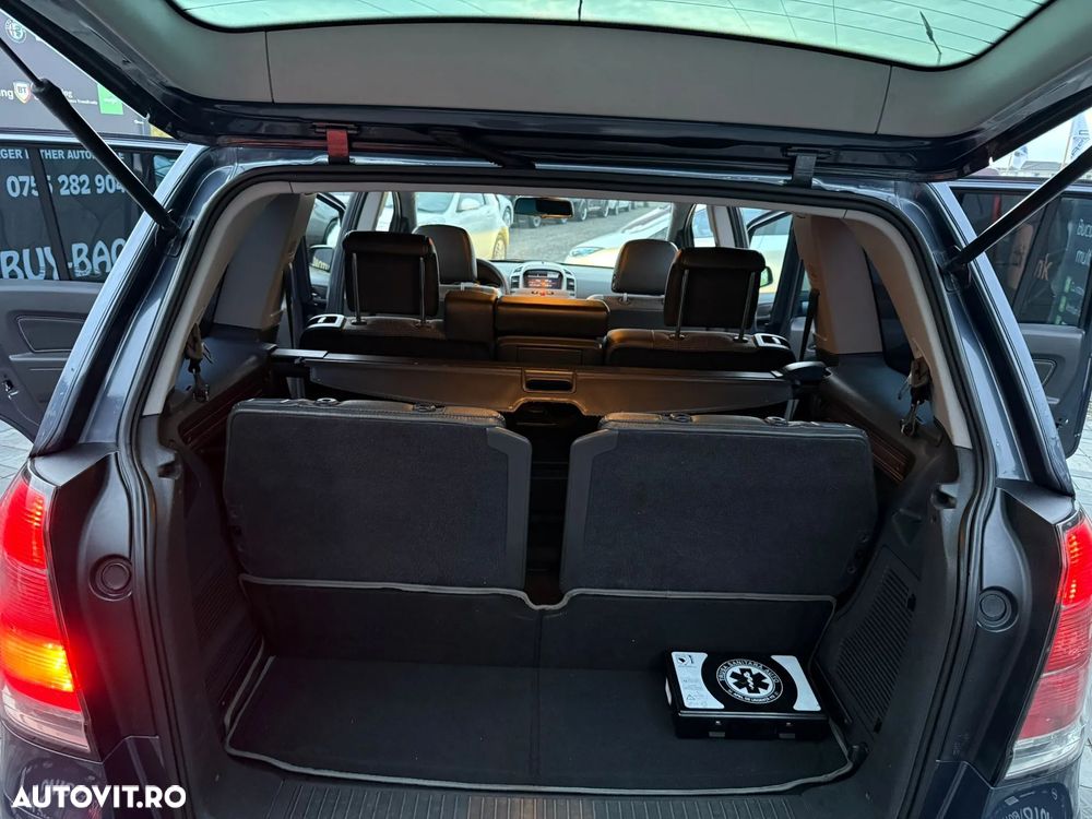 Opel Zafira - 8