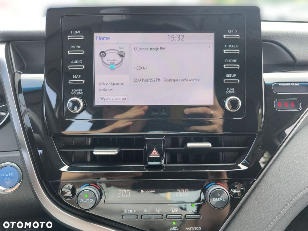 Toyota Camry 2.5 Hybrid Comfort CVT - 20