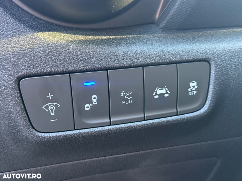Hyundai KONA 1.6 CRDi DCT Premium - 21