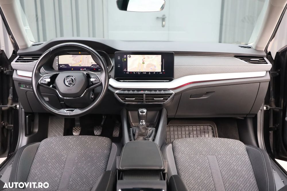 Skoda Octavia Combi 2.0 TDI First Edition - 7