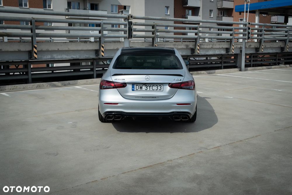 Mercedes-Benz Klasa E - 6