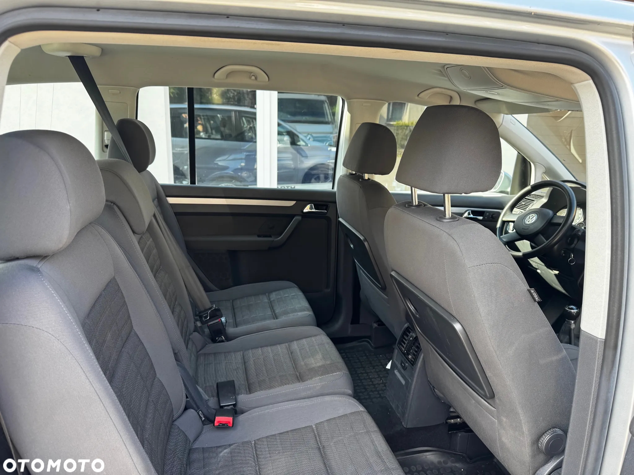 Volkswagen Touran 2.0 EcoFuel Highline - 13