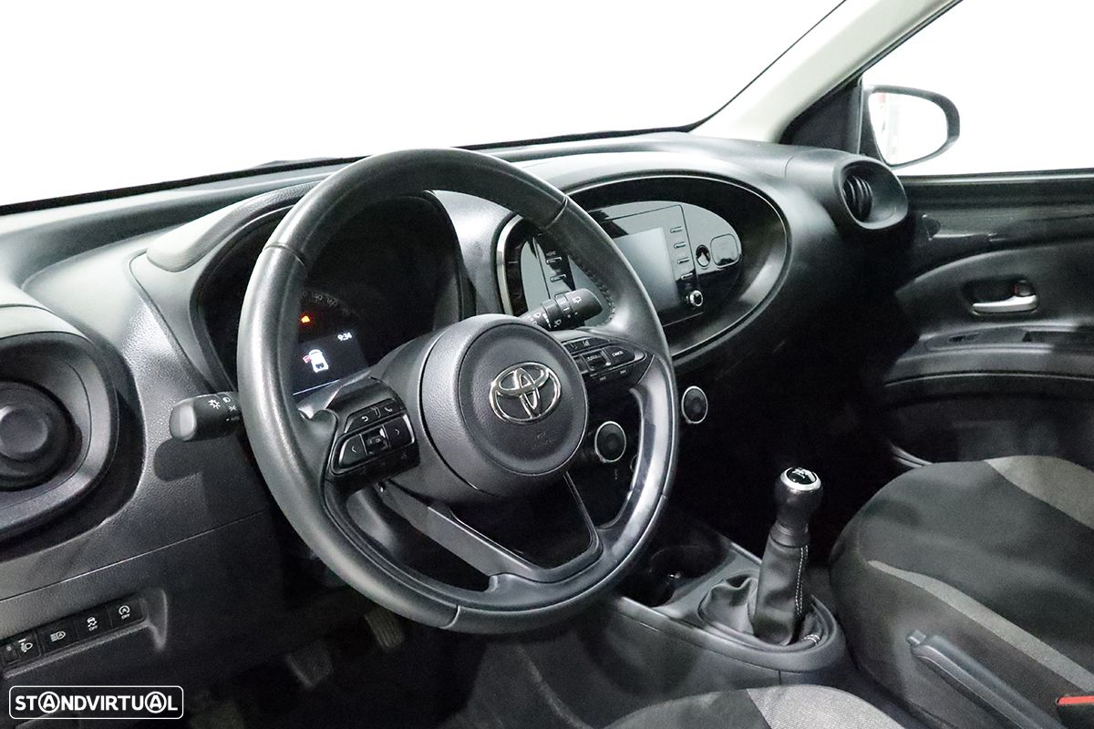 Toyota Aygo 1.0 X-Play - 6