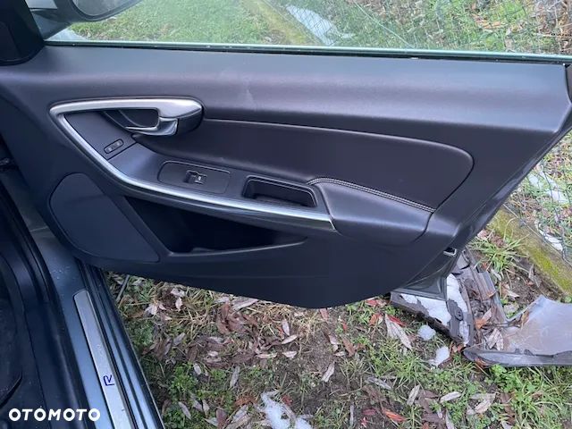 Volvo S60 D4 Drive-E R-Design Momentum - 6