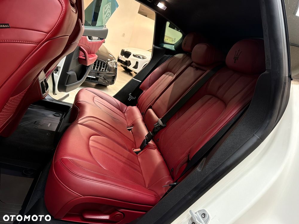 Maserati Levante - 30