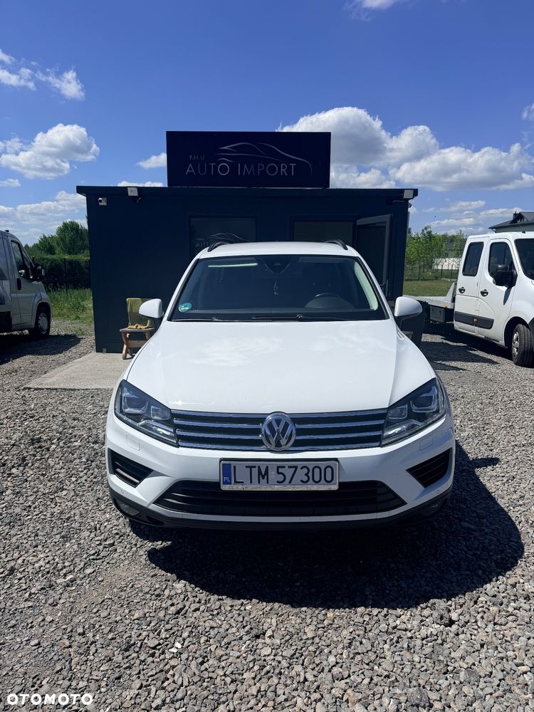 Volkswagen Touareg 3.0 V6 TDI SCR Blue Motion DPF Automatik Executive Edition - 17