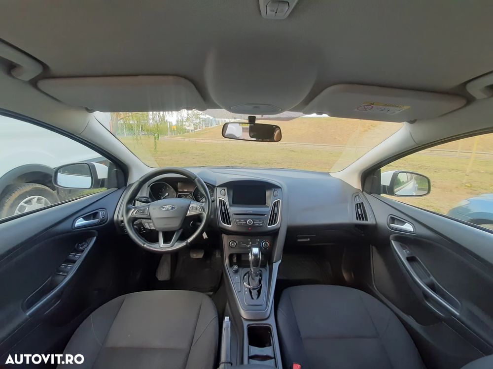 Ford Focus 1.5 EcoBlue Start-Stopp-System Aut. TITANIUM - 9