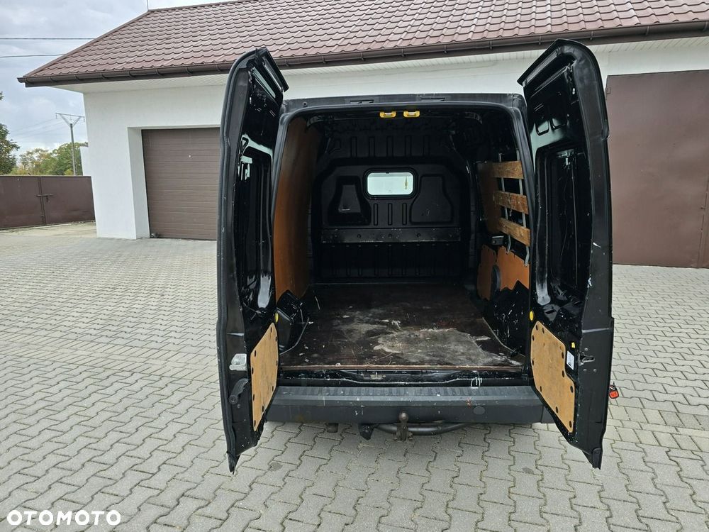 Ford Transit Connect - 19