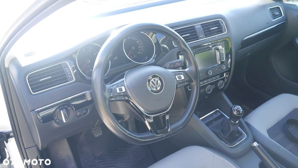 Volkswagen Jetta 1.4 TSI BMT Highline - 6