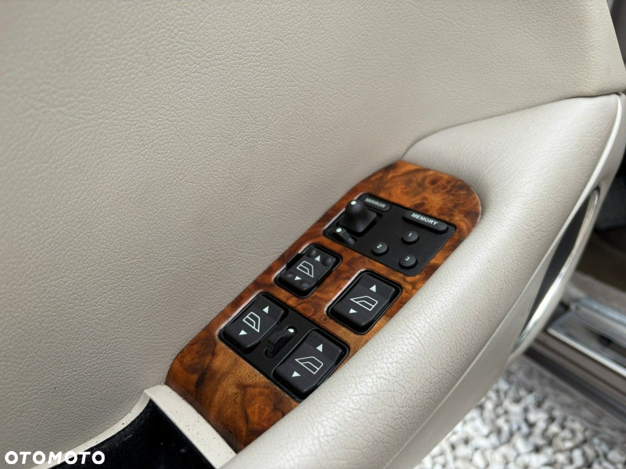 Jaguar Daimler - 17