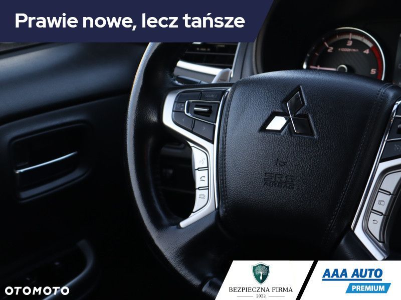 Mitsubishi L200 - 23