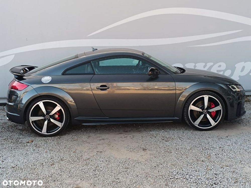 Audi TT S Coupé - 13