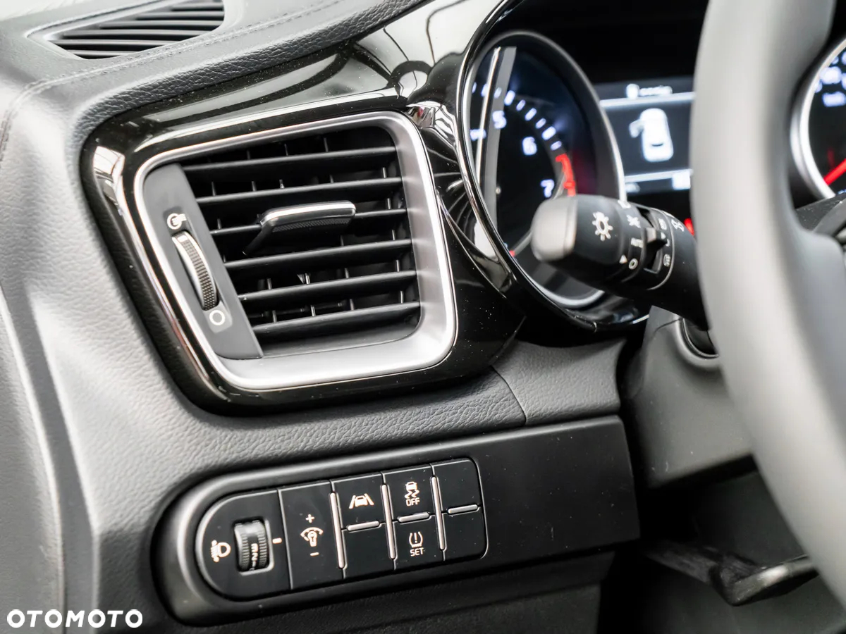 Kia XCeed 1.5 T-GDI L DCT - 17