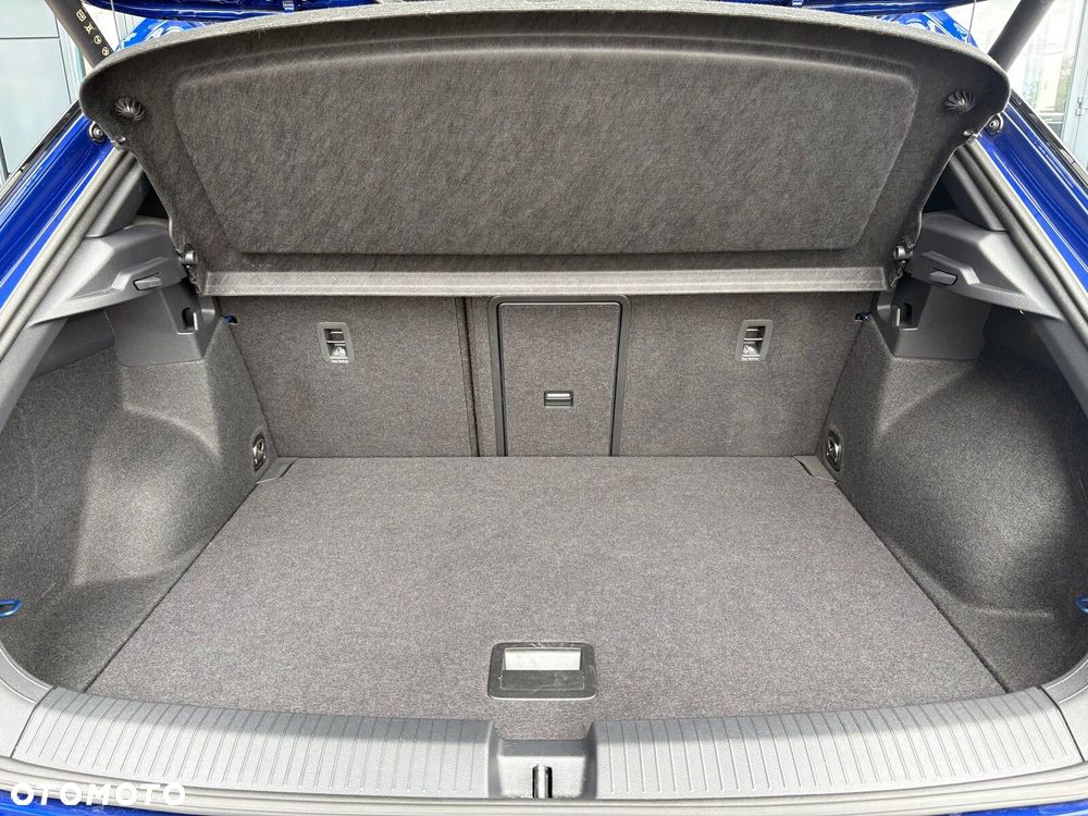 Volkswagen T-Roc - 19
