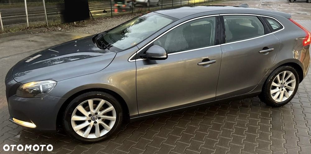 Volvo V40 D2 - 4