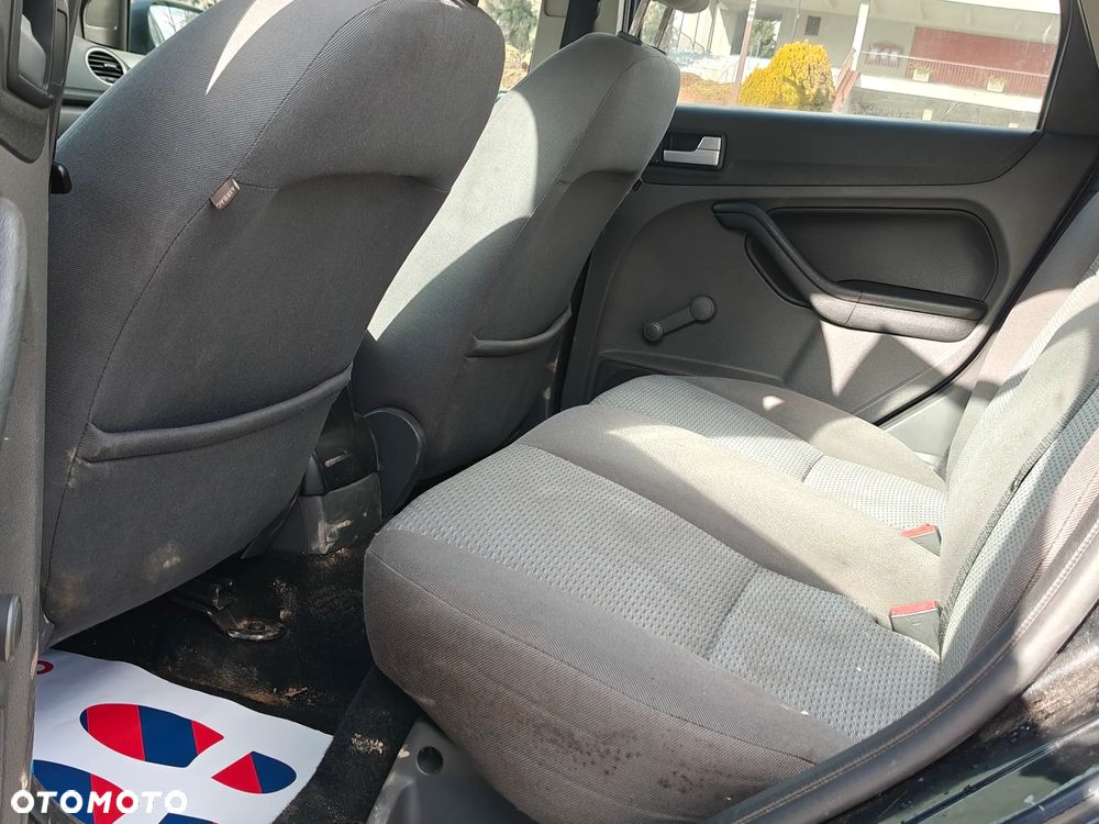 Ford Mondeo 2.0 TDCi Ghia - 8